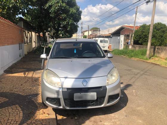 RENAULT SANDERO 1.0 EXPRESSION 16V FLEX 4P MANUAL